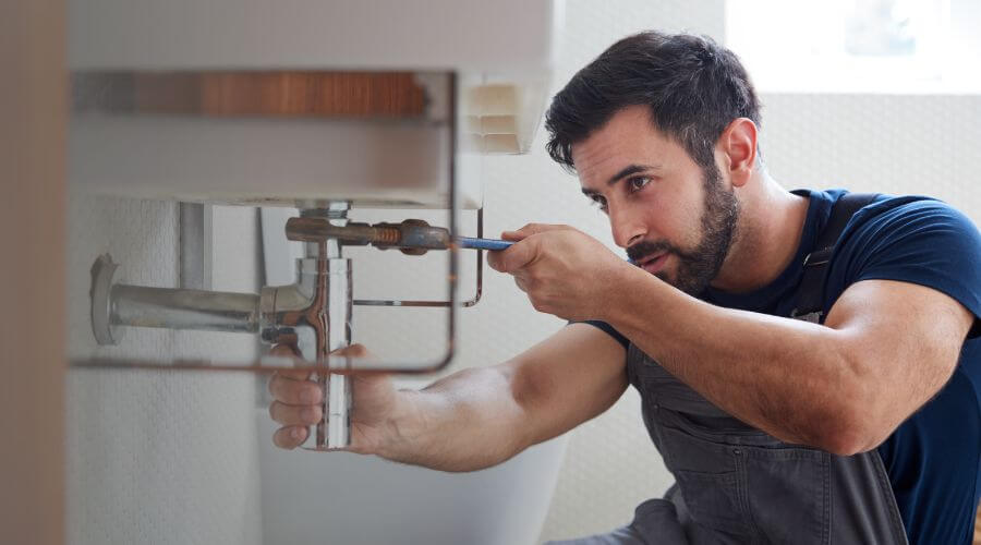 Professional clogged toilet repair in Naval Anacost Annex, DC